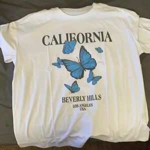 SHEIN BUTTERFLY AND LETTER GRAPHIC OVERSIZE TEE